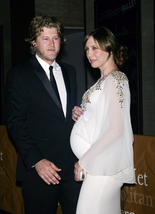 Vera Farmiga, white dress, maternity dress