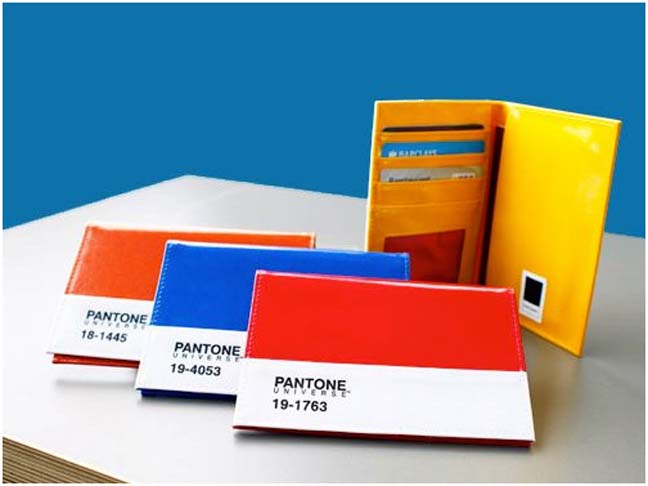 PANTONE PASSPORT HOLDER