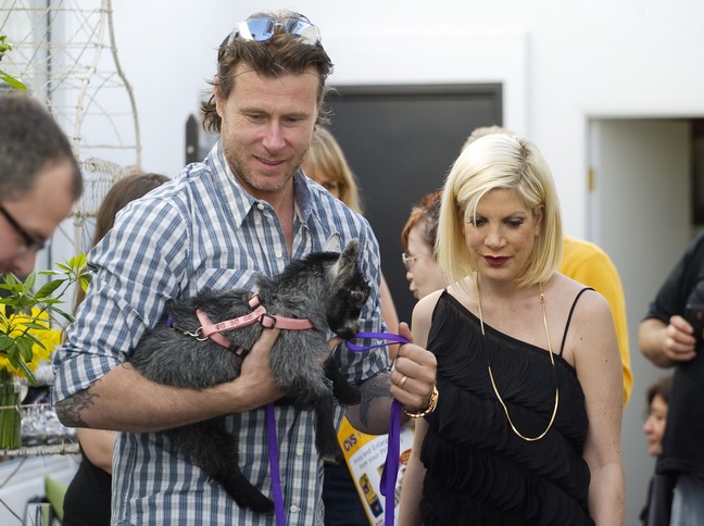 tori spelling black dress, dean mcdermott plaid shirt, goat