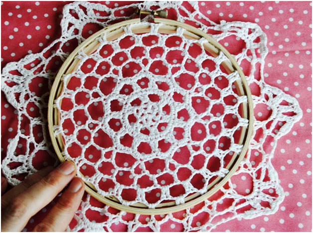 DIY: Doily Embroidery