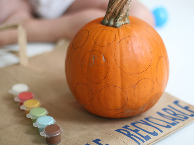 DIY Polka Dot Pumpkin Craft Step 3