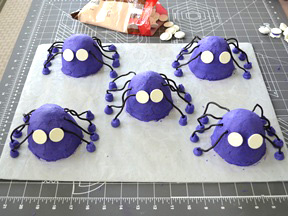 Spider Mni Cakes Recipe - Step 14