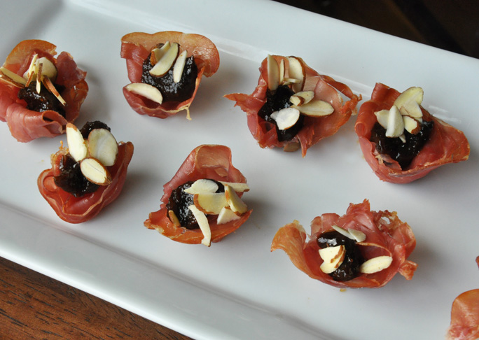 Fig Almond Prosciutto Cups