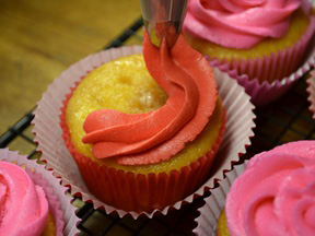 Cupcake Rose Bouquet - Step 5