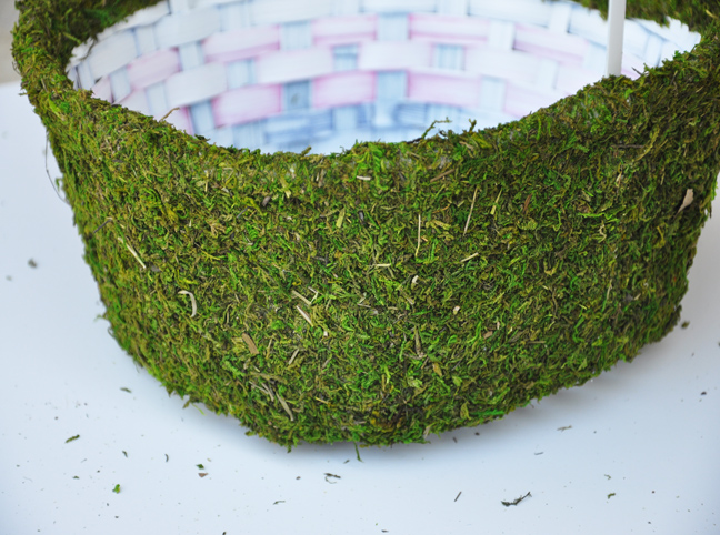 DIY MOSS BASKET