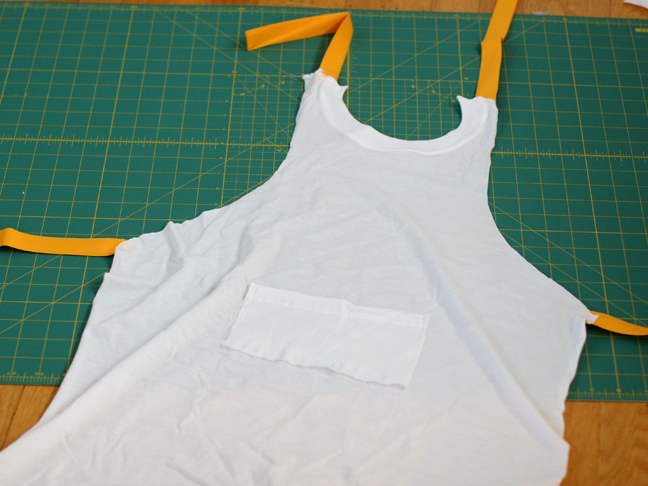 DIY: Easy Art Smock