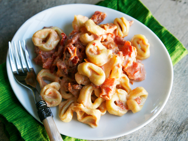 Creamy Sun-dried Tomato Tortellini Final