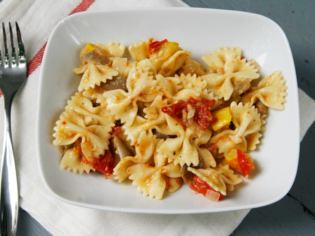 Pasta with Grilled Foil Packet Veggie Sauce Final