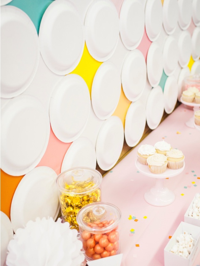 DIY Mod Diamond Paper Plate Backdrop | Shauna Younge for Momtastic (images: Sydnee Bickett)