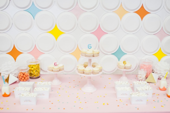 DIY Mod Diamond Paper Plate Backdrop | Shauna Younge for Momtastic