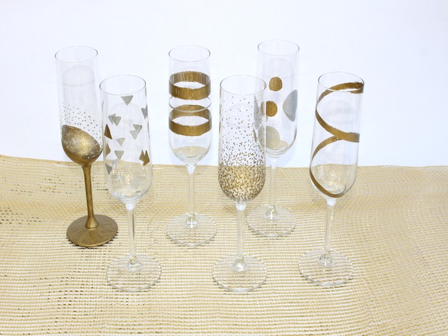 Easy DIY New Years Eve Hand Painted Champagne Flutes; kelly ladd sanchez; klscrafts.com; momtastic.com
