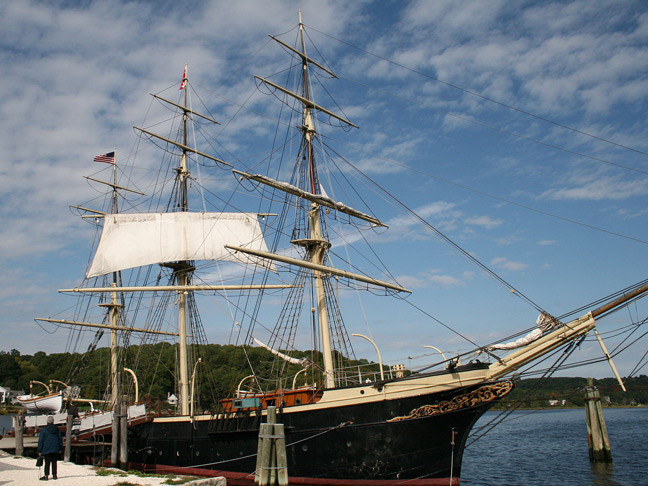 visit-mystic-Seaport