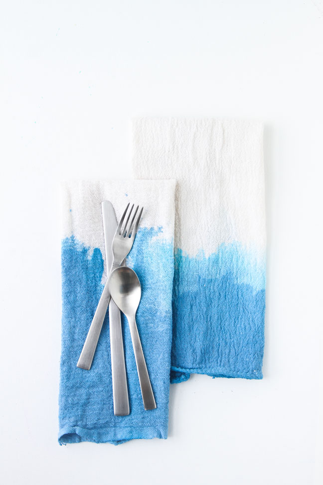 DIY // Dip Dyed Napkins