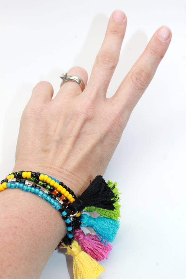 DIY Mini Tassel Bracelets for Mom; momtastic.com