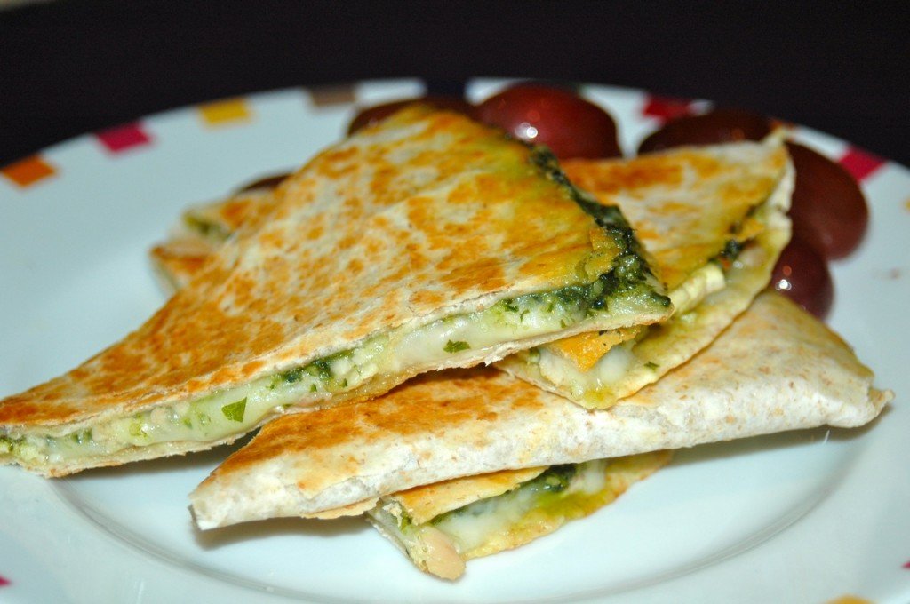 chicken pesto quesadillas