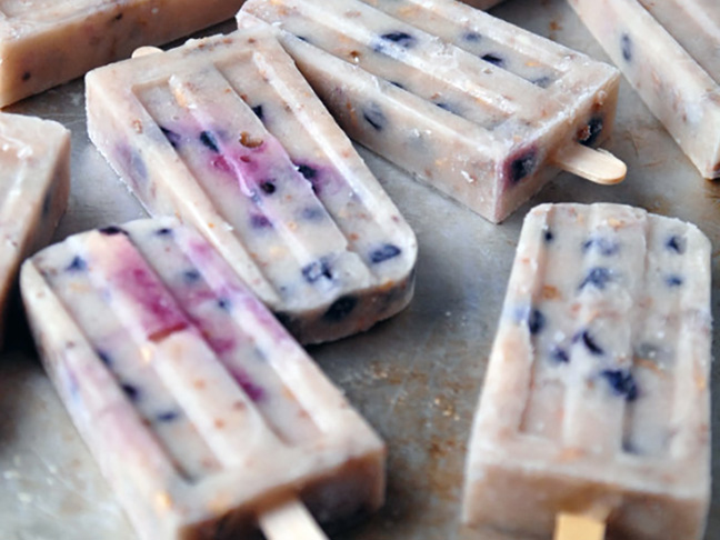 blueberry granola popsicles