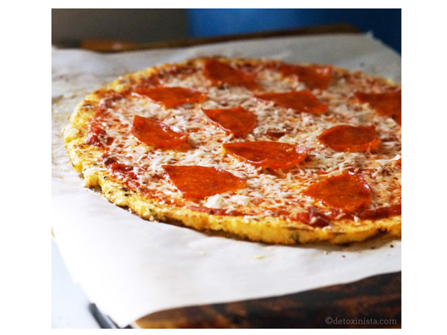 cauliflower pizza with pepperoni