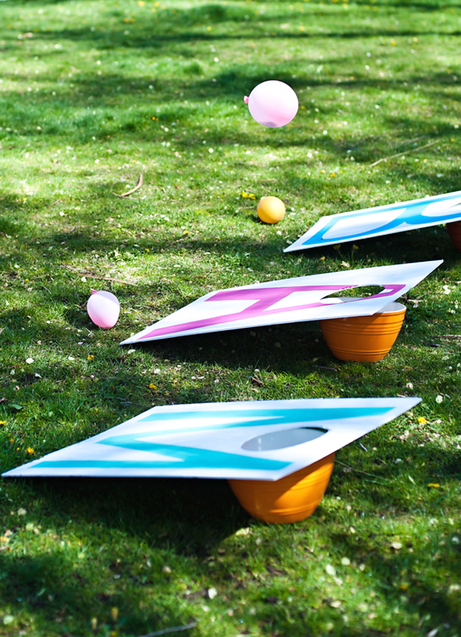 diy balloon cornhole game