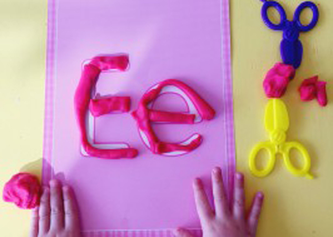 Teach your child letters - Ee