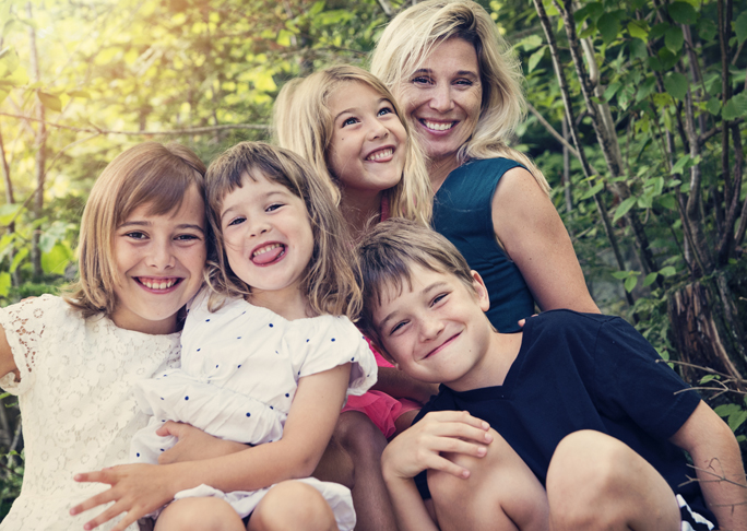 11 Ways Mums of Big Families Stay on Track