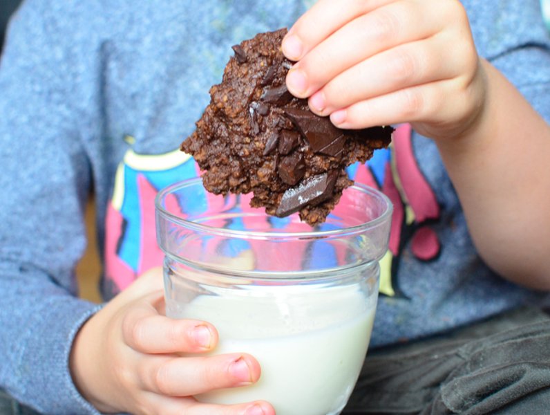 Healthy Chocolate Chickpea Cookies