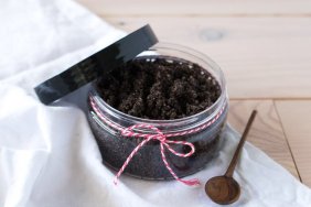 This DIY Espresso Sugar Scrub Reduces the Appearance of Cellulite