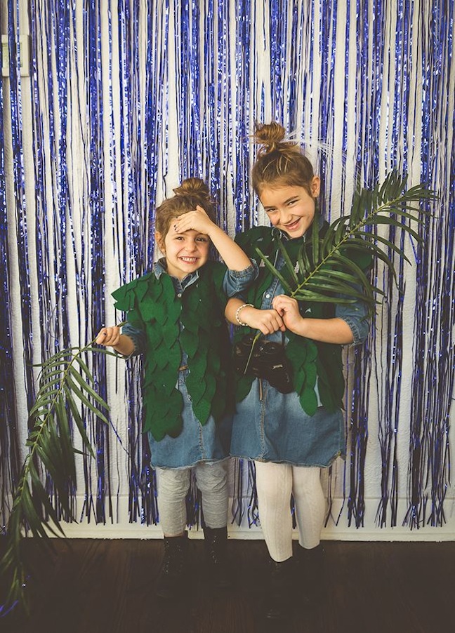 blue-foil-fringe-curtain-safari-photo-booth-girls-in-the-jungle