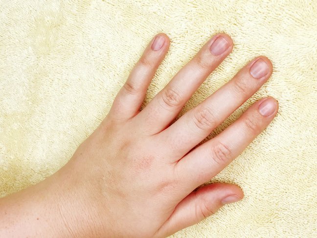 Spruce Up Your Nails With These DIY Summer Manis