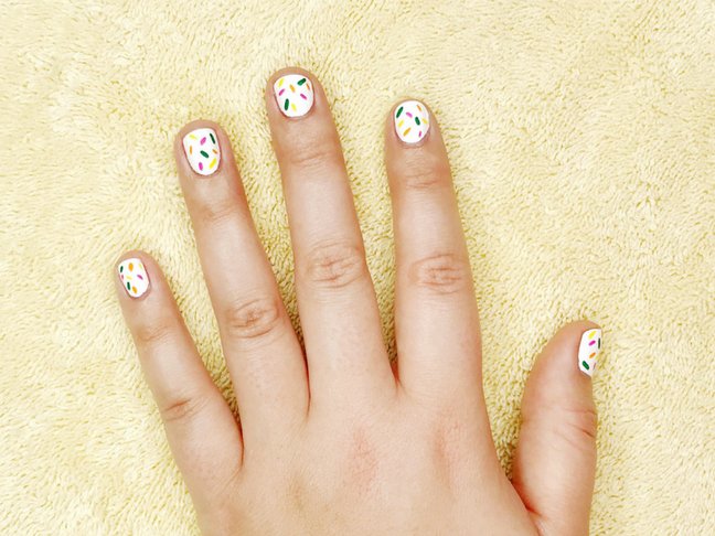 Spruce Up Your Nails With These DIY Summer Manis