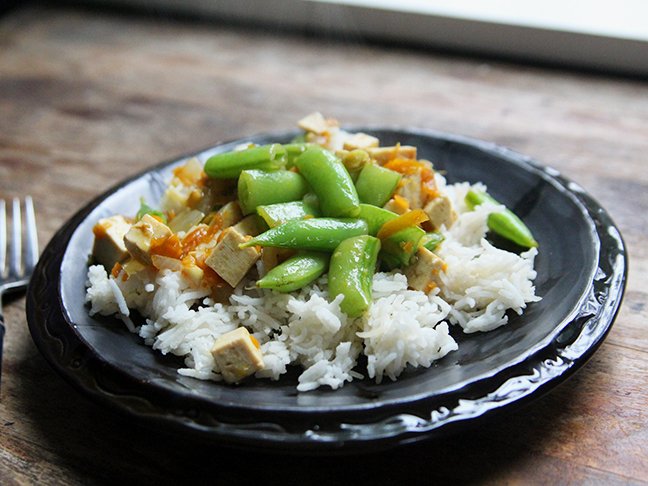 Garlic Ginger Tofu Stir-Fry