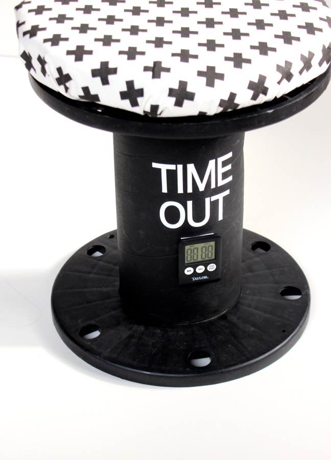 diy-black-and-white-time-out-chair-with-digital-clock