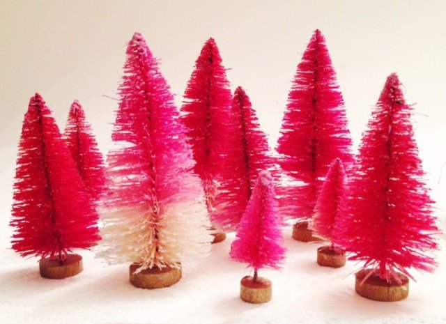 diy-dip-dyed-bottle-brush-trees.ohlovelyday.7