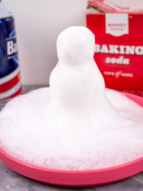 Use Household Supplies to Surprise Kids with this Melting Snowman Experiment