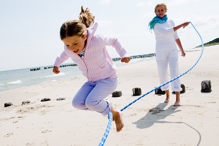 12 Beach Games for Family Fun