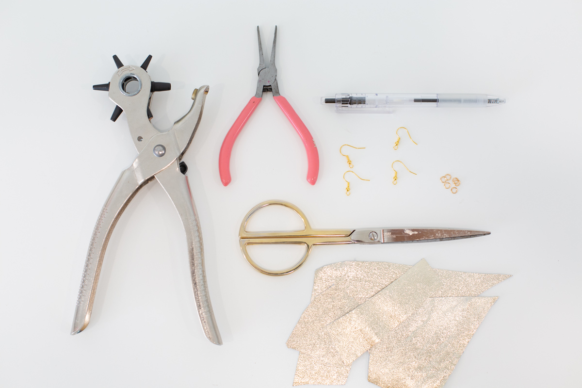 Materials for gold leather earrings