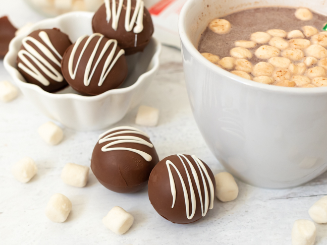 hot cocoa bombs