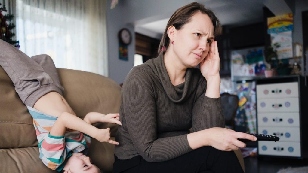 emotionally unavailable parents