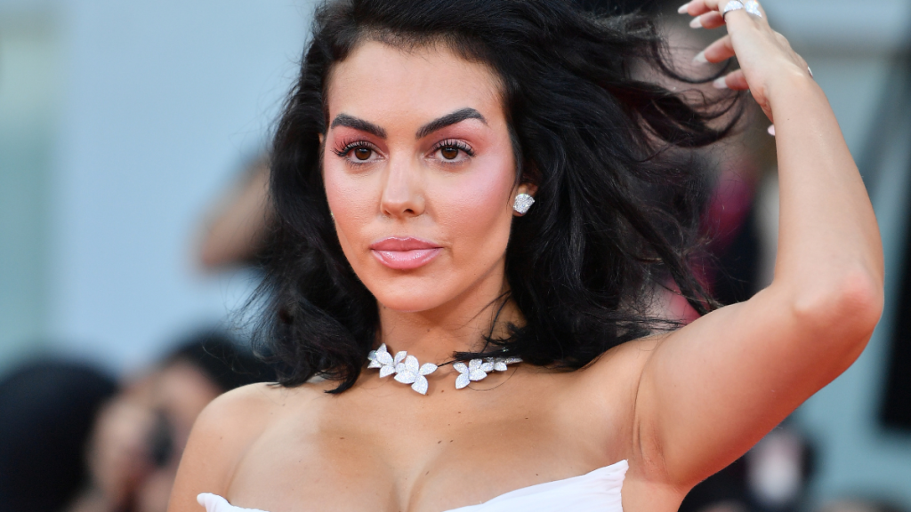 Georgina Rodriguez attends the "Diva E Donna" Prize red carpet during the 81st Venice International Film Festival on September 03, 2024 in Venice, Italy.