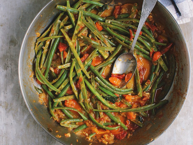 Green Bean Pasta With Cherry Tomato Marinara