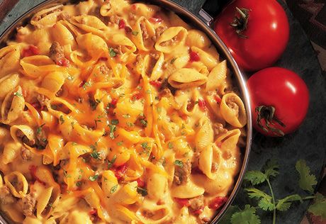 Cheesy Picante Mac & Beef