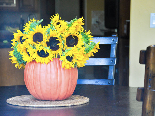 Make a Faux Pumpkin Centerpiece