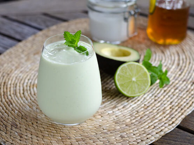 Paleo Key Lime Pie Smoothie with Avocado