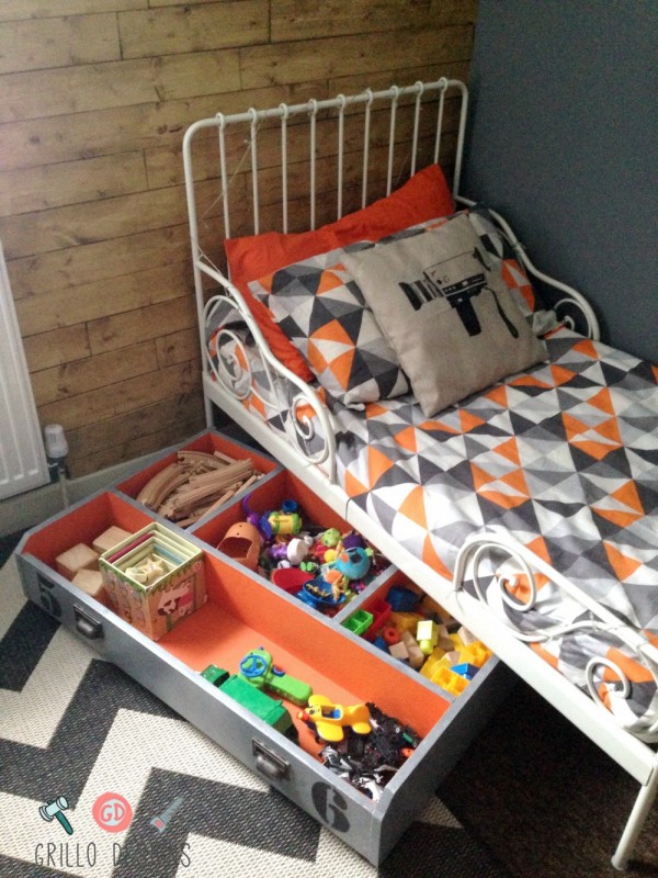 DIY Underbed Toy Box On Wheels