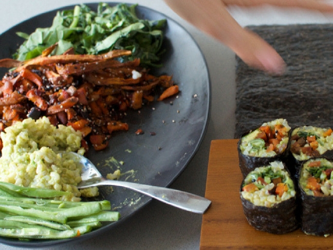 Avocado and brown rice sushi