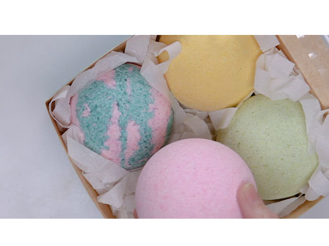 DIY Bath Bombs  