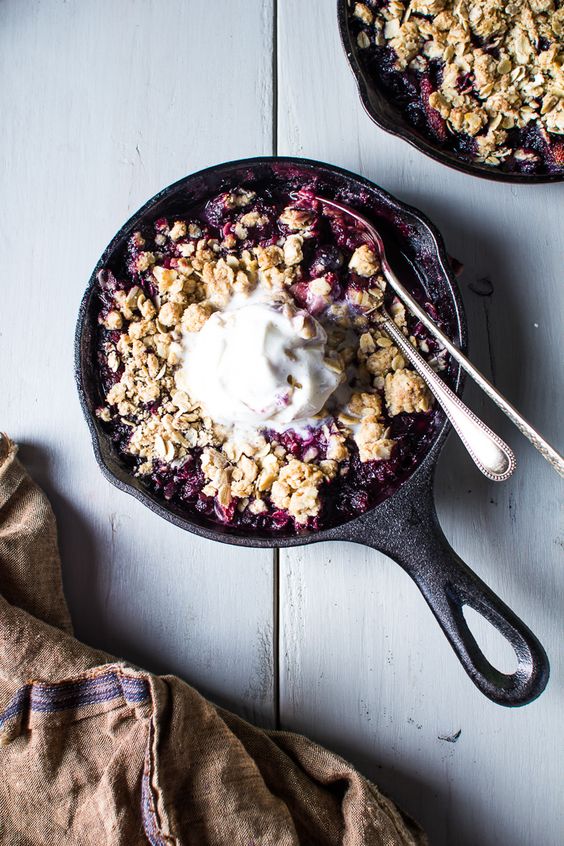 Triple Berry Crumble