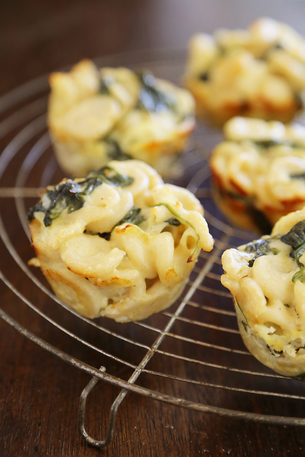 Spinach and Artichoke Mac 'n' Cheese Bites