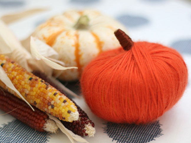 DIY Yarn Pumpkins