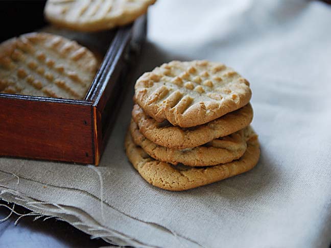 Classic Peanut Butter Cookies