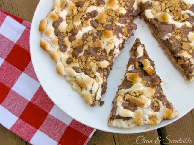 Grilled S’mores Pizza